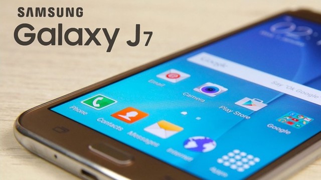 Samsung Galaxy J7 2017 görüldü!