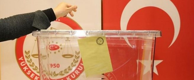 AK Parti Honaz’da 1 oyla kaybetti