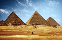 Mısır Piramitlerini uzaylılar mı yaptı sorusu yeniden gündemde!