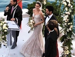 Fahriye Evcen ve Burak Özçivitin düğünü