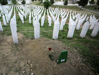 Srebrenitsa kurbanlarının yattığı Potoçari yine sessiz