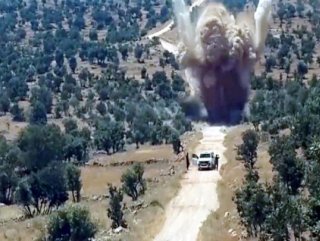 Siirtte vatandaşın bomba ihbarı olası faciayı önledi