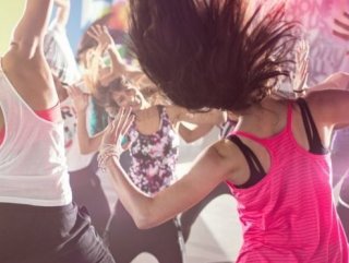 İranda Zumba yapan altı kişiye gözaltı