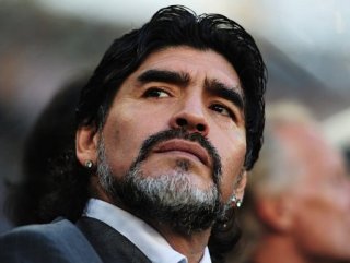 Maradona Asker üniformasıyla emperyalizmle savaşırım