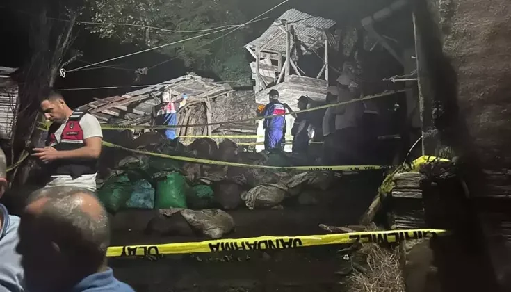 Gübre taşımak istedikleri ‘ilkel’ teleferikte akıma kapılan çift öldü