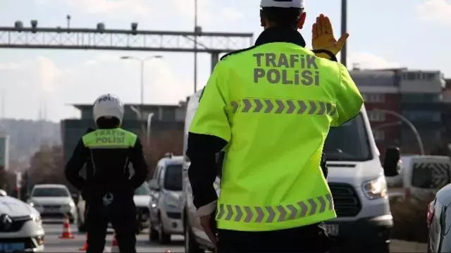 Trafik d&uuml;zenlemelerini i&ccedil;eren kanun teklifi, TBMM'de kabul edildi